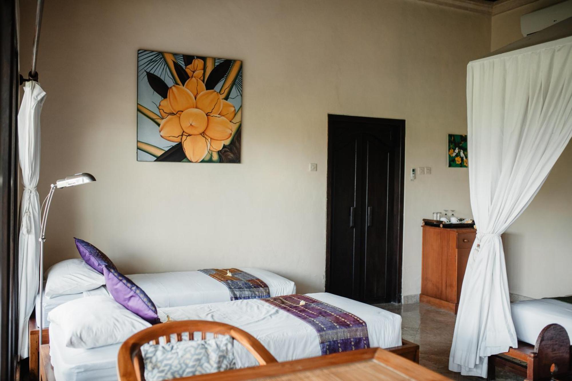 Mandala Desa Hotel Sukawati  Luaran gambar