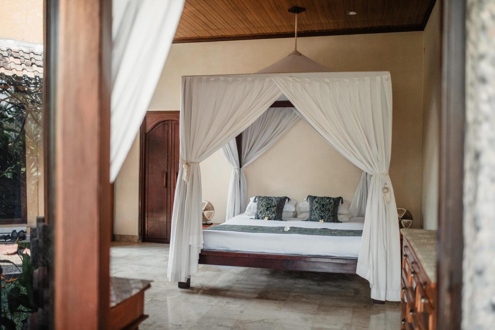 Mandala Desa Hotel Sukawati  Luaran gambar